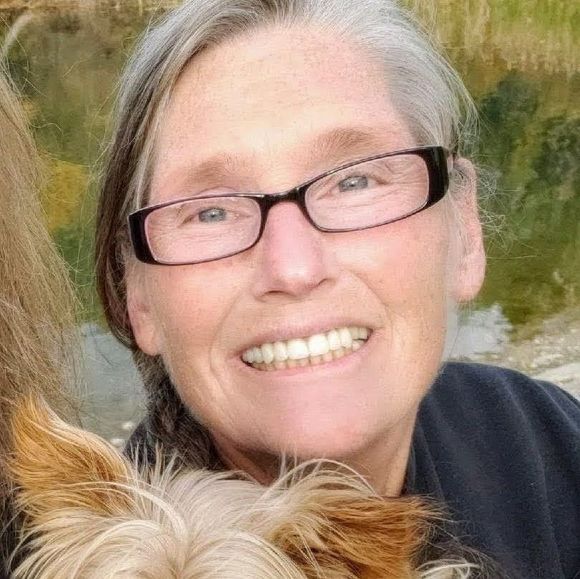 Meet your Posher, Monica - Picture 1 of 1